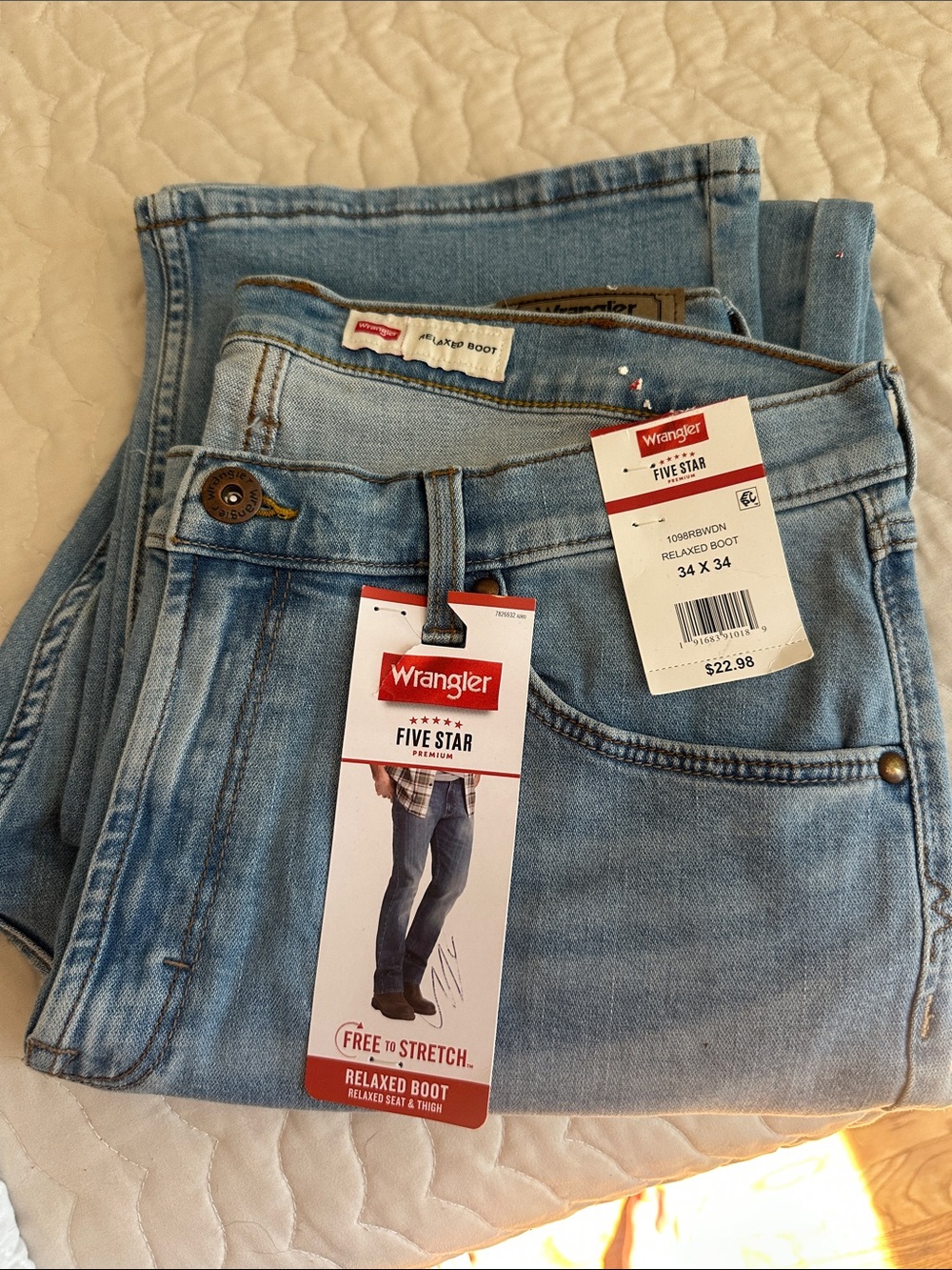 Wrangler Light Blue Relaxed Boot Cut Women’s Jeans
